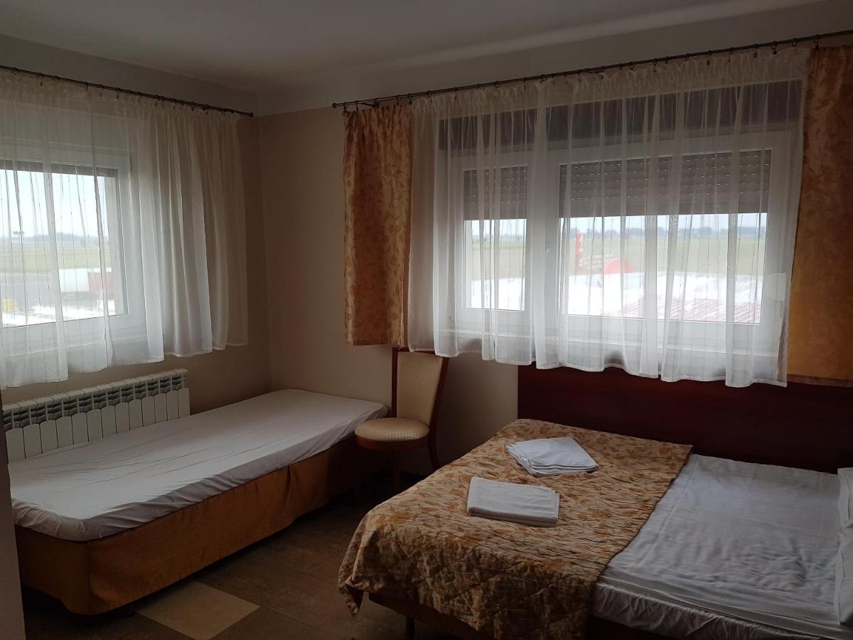 Motel Duet Granowo Exterior foto